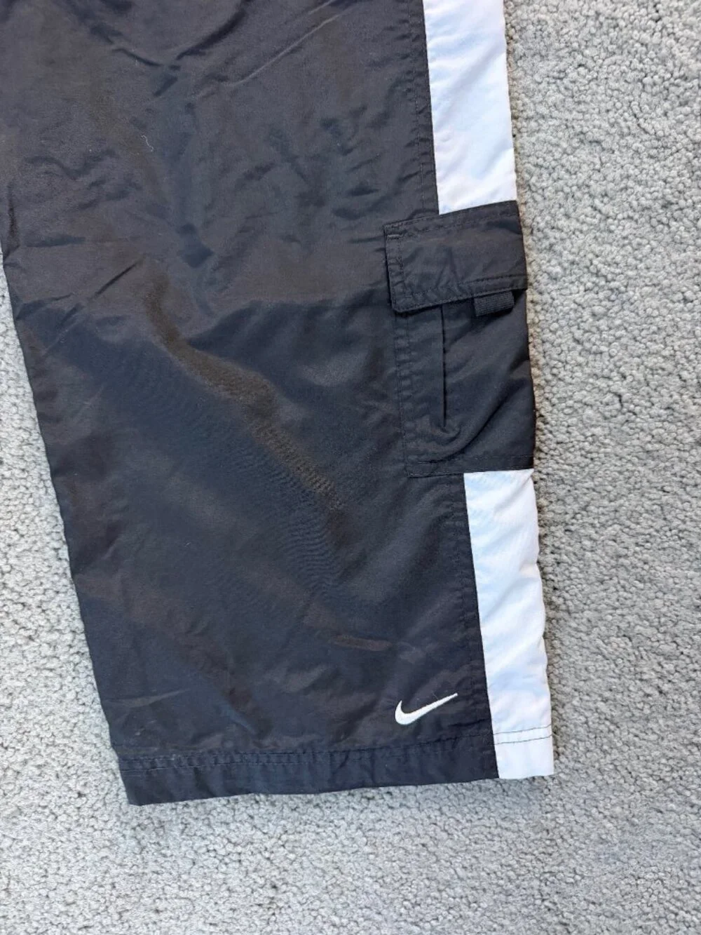 Vintage Y2K Nike Silver Tag Nylon Cargo Track Pants L - LIKE NEW Condition!